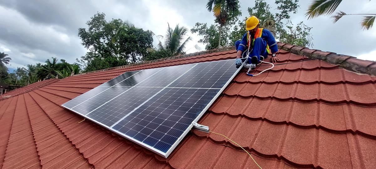 Proyek PLTS Bali 100 KWp